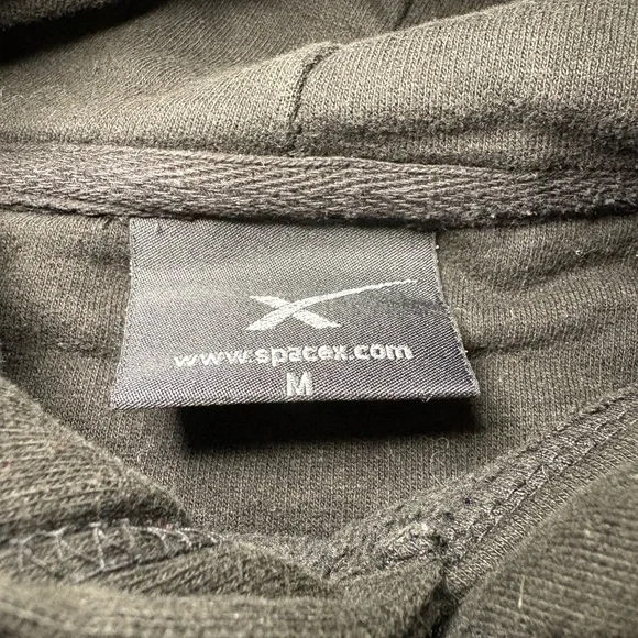 SpaceX Hoodie Tesla Roadster Space Orbiting Earth Falcon Heavy '18 used pre own - Picture 5 of 6